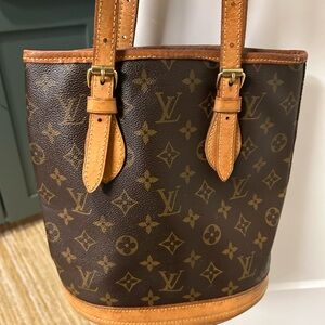 Vintage Louis Vuitton Petite  Bucket Bag Tote Monogram Purse